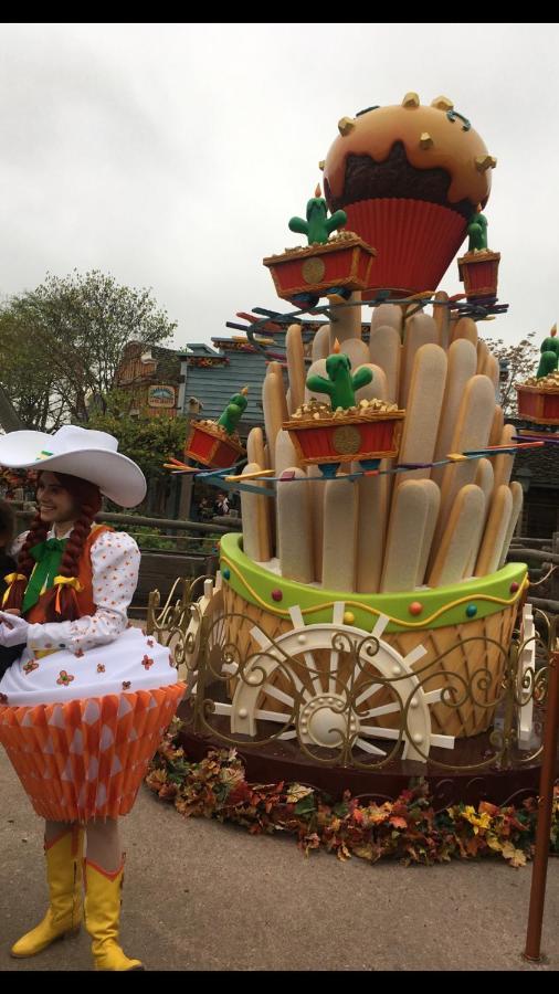 F&b's Garden 10 Min Disneyland Paris